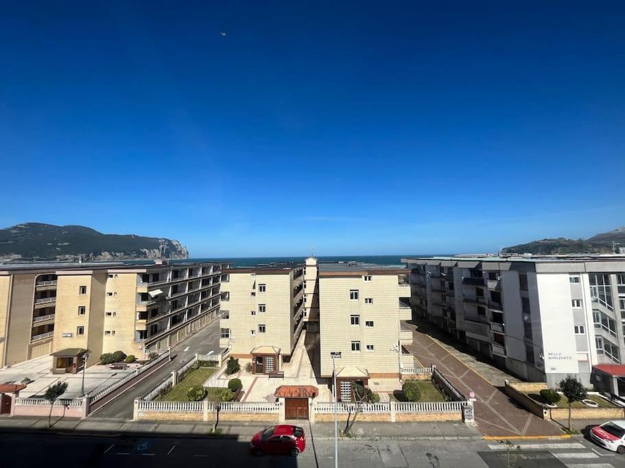 Apartamento La Salve Ларедо Экстерьер фото